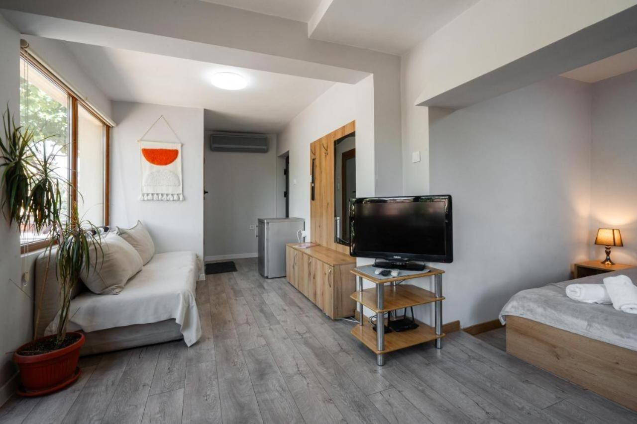Cozy Apartment Green Terrace, Mrenicov プロヴディフ エクステリア 写真